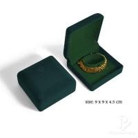 ราคา กล่องกำไลข้อมือ กล่องใส่กำไลหิน กล่องกำไลกำมะหยี่สีเขียว กล่องนาฬิา เพิ่มความสวยงาม จัดโชว์เครื่องประดับ ราคาส่ง (19195812750)