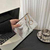 ราคา PLOVER จัดส่งฟรี สินค้าพร้อมส่ง กระเป๋าสตางค์ผู้หญิงแฟชั่นใหม่กระเป๋าเก็บบัตรคลัทช์เปลี่ยน (21274931235)