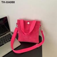 ราคา corduroy bucket package 2023 new spring tide his bag vertical recreation tote (19633787363)