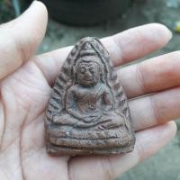 ราคา พระหลวงพ่อโต กรุวัดชีปะขาว เนื้อดินสีพิกุลแห้ง (12453649187)