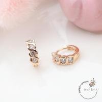 ราคา พร้อมส่ง ต่างหูห่วง เพชรสวิสcz สีทอง18k แบบมาใหม่ (14222674275)