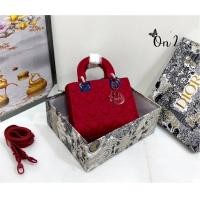 ราคา กระเป๋าสะพาย Dior lady รุ่นอัมตะ ทำจากหนังแกะแท้เคลือบเมทัคลิค รุ่น ตัวแม่งานสวยค่ะ ตัดเย็บดีเดินด้ายสวย เป็นอีกหนึ่งไอเทมที่สาวๆรักการแต่งตัวต้องไม่พลาด อุปกรณ์ box Size 8 (21245654273)