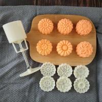 ราคา LIANG DIY กลม แฮนด์เมด รูปร่างดอกไม้ เค้กพระจันทร์ Gadgets ครัว ภาษาจีน เค้กลูกสูบ เทศกาลไหว้พระจันทร์ เครื่องมือทำขนม แม่พิมพ์ขนมไหว้พระจันทร์ กดคุกกี้ แสตมป์คุกกี้ (21198401085)