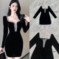 ราคา เดรสสั้นแขนยาวเนื้อผ้ากำมะหยี่สีดำ คอตัดทรงสี่เหลี่ยมแต่งลากแหวกลึก (19499253790)