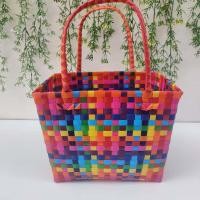 ราคา ตระกร้าสาน เส้นพลาสติกสาน ตระกร้าใส่ของ ตระกร้าใส่ผ้า ตระกร้าจ่ายตลาด ขนาดกว้าง 20 ยาว30 สูง 23CM วัดจากขอบปาก (19705698683)