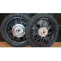 ราคา ชุดล้อดำขอบเรียบ ขอบ 14 พร้อมยางนอกลายไฟ ยางใน 1 40x141 60x14 ดุมกระจก ใส่ Click 125i (7479795778)