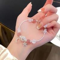 ราคา กำไลแฟชั่นหรูหราสำหรับผู้หญิงสร้อยข้อมือลูกปัดเพทายรูปดาวพระจันทร์คริสตัลสีเงิน925 Y2K (20809408597)