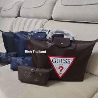 ราคา กระเป๋าถือ Guess รุ่นใหม่ แถมใบลูก 1 ใบ กระเป๋าสะพายข้าง (4185300946)
