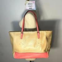 ราคา กระเป๋าถือ COACH แท้ หนังแท้ มีตำหนิ หนังมีรอยทั้งใบ ลดราคาขาดทุน COACH 23884 COLORBLOCK SAFFIANO MEDIUM CITY TOTE Sand Coral Clearance (21181799719)