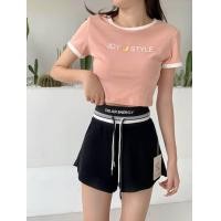 ราคา กางเกงขาสั้นเอวยางยืด ช่วงเอวตัดต่อสีทุโทน มีกระเป๋สข้าง เว้าด้านข้างปลายกางเกง รหัส 1001 (20312780804)