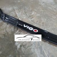 ราคา กันแมลงหน้า Vigo ปี 05 ถึง 2010 เครื่อง 2500 สีดำทึบ งานไทย ตรงรุ่น (9741738869)