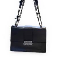 ราคา กระเป๋าทรงกล่อง Chanel สุดฮิต คลาสสิคตลอดกาล มาพร้อมอะไหล่สายโซ่ สายสะพายได้ 2 แบบ ได้ทั้งสะพายข้าง คล้องไหล่ได้ (20819562149)