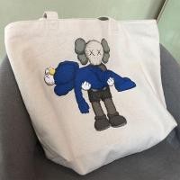 ราคา ใหม่ KAWS Uniqlo joint Sesame Street กระเป๋าสะพายไหล่ กระเป๋าช้อปปิ้ง ผ้าแคนวาส (20099959962)