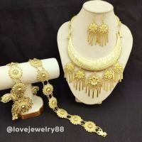 ราคา ชุดเครื่องประดับชุดไทย สีทอง 3 ชิ้น ต่างหู สร้อย เข็มขัด ออกงานต่าง ๆ มีหลายแบบให้เลือก สินค้าพร้อมส่งจากประเทศไทย (20654418250)