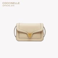 ราคา COCCINELLE กระเป๋าสะพายผู้หญิง รุ่น MARVIN TWIST CROSSBODY BAG 150101 สี SILK (21018588512)