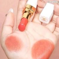 ราคา CHANEL Hydrating Beautifying Tinted Lip Balm Buildable Colour (19308728612)