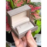 ราคา กล่องใส่เครื่องประดับกล่องเก็บเครื่องประดับกล่องใส่ต่างหูสร้อยคอหนังผ้าไหมเงาพรีเมียม (19231816206)