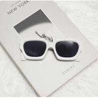 ราคา พร้อมส่งจากไทย มาใหม่ แว่นกันแดดแฟชั่น แว่นกันแดด แนววินเทจ ทรงสีเหลี่ยมขอบตัด ยอดนิยม UV400 รุ่น ฺฺ5385 (19037347914)