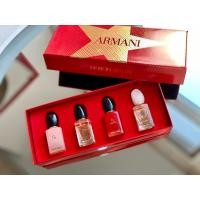 ราคา Giorgio Armani Si Miniature 4 in 1 Set For WOMEN 7 ml x 4 Si EDP Si EDT Si Passione EDP Si FLORI (21286996236)