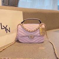 ราคา Sales กระเป๋าสะพายlyn มาม่อนตัวใหม่รุ่นมีหูจับ (19756692047)
