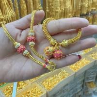 ราคา สร้อยคอ ข้อมือลงยาสีชมพูหนัก2บาท ได้ทั้ง2ชิ้น งานสวยเหมือนแท้ ตะขอมีตราปั๊ม นิ่มบิดง่าย ใส่อาบน้ำได้ (17310482711)