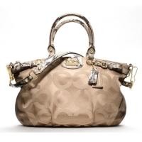 ราคา กระเป๋าถือ COACH แท้ รุ่นหรูจาก Shop ทรงสวย ผ้าลาย Coach Op Art สายหนังแท้ สวยหรูมาก มีสายยาว ถอดแยกได้ รุ่นหายากมาก Coach 18650 Madison Op Art Sateen (1428932227)