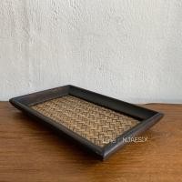 ราคา ถาดไม้ ถาดเสื่อสาน ถาดเชคบิล ขนาด 5x8นิ้ว ผลิตจากไม้สน เสื่อกก เหมาะสำหรับ เป็นถาดวางแก้วกาแฟ ถาดวางของ กระจุกกระจิก หรือตามความเหมาะสม สีไม้ มีอ่อน เข้ม แตกต่างกันเล็กน้อย ตามล๊อตของการผลิต (10831912