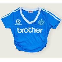 ราคา เสื้อครอปสั้นคอวีแถบแขนแนวสปอร์ตลาย brother (21288388791)