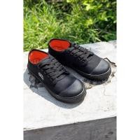 ราคา รองเท้านักเรียน Footnik พื้นเขียว รุ่น F205 (14599012468)