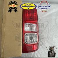 ราคา ไฟท้าย โคมไฟท้าย Chevrolet Colorado ปี 2012 2020 รุ่นไฟธรรมดา เชฟ โรเลต เชฟโรเลต โคโรลาโด้ เสื้อไฟท้าย ตราเพชร ไดมอนด์ Diamond (19355506522)