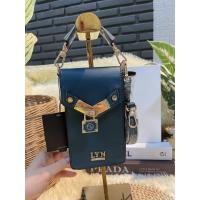 ราคา LYN กระเป๋าใส่โทรศัพท์ รุ่น Lockie Mini Crossbody (14167224493)