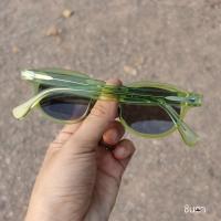 ราคา แว่นกันแดด แว่นวินเทจ แว่นตาชินตา รุ่น Beary Green Sun กรอบพลาสติกสีเขียวใส เลนส์กันแดดสีเทา การออกแบบวินเทจไม่ซ้ำใคร ใส่ได้ทั้งชายและหญิง (16844984869)