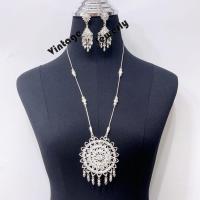 ราคา Vintage jewelryเครื่องประดับไทย เครื่องประดับชุดไทยประยุกต์ ดอกกุหลาบสีทอง dance show wedding bride thai dress earring clip necklace sets (21147393213)