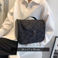 ราคา BG171 กระเป๋าเครื่องสำอาง Vanilla in love ทรงโดม สีดำ พร้อมหูหิ้ว (14170296876)