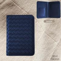 ราคา Woven Lambskin Passport Holder กระเป๋า หนังสือเดินทางหนังแกะสานแท้ (21222362037)