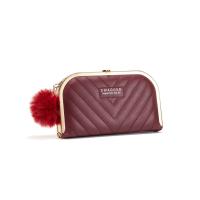 ราคา กระเป๋าสตางค์ใบใหญ่ ขอบทองพร้อมสายโซ่สะพายไฮโซ GC 033 (21276761993)