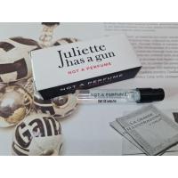 ราคา Juliette Has A Gun Vial (16305767015)