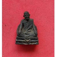 ราคา รูปหล่ออุดกริ่งลอยองค์หลวงปู่แหวน สุจิณโณ รุ่นถวายไฟฟ้าวัดดอยแม่ปั๋ง ปี 2524 เนื้อโลหะ สภาพสวยครับ (19413981777)