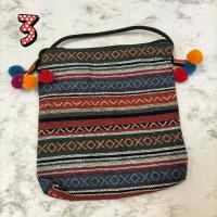 ราคา กระเป๋าสะพายยาว งานผ้านากา ผ้าพื้นเมือง แต่งพู่ มีซิป สายเชือกดำ สายแม้ว (15806538706)