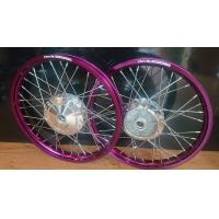 ราคา ชุดล้อม่วงขอบเรียบ 1 40x17 พร้อมดุมกระจกเงา ใส่ W100 110 ดรัมหน้าDream ทุกรุ่น (8739306743)