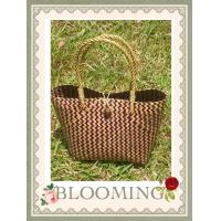 ราคา กระเป๋าสานกระจูดทรงเหลี่ยม แถมดอกไม้โครเชต์ (16007874723)