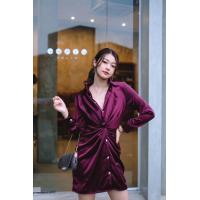 ราคา SHEENY Jenni Dress twist เดรสผ้าซาตินวาเลนติโน่ อย่างนุ่มหนาพรีเมี่ยม (17453216067)