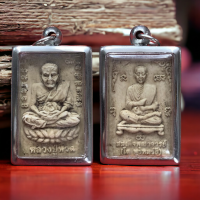 ราคา ขายดี ปู่ทวด พระเครื่อง หลวงปู่ทวด 3x5 ซม กรอบสแตนเลส เกรด A ด้านหลังสมเด็จโต หลวงปู่ทวดวัดช้างให้ พระบูชา (21227793356)