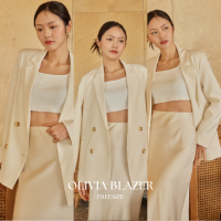 ราคา Taupe brand Olivia Blazer เสื้อสูทตัวยาวคลุมสะโพก ปก V shape กระดุมสองแถวที่ด้านหน้า ด้านในซับด้วยผ้าซาตินที่ทำ จาก Circular Fabric ดีต่อสิ่งแวดล้อม (21122285720)