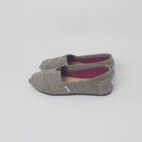 ราคา TOMS รองเท้าผ้าใบรองเท้าผู้หญิงตัวอักษรผ้าใบลายรองเท้าผ้าใบรองเท้าลำลอง Slip On รองเท้าสลิปออนรองเท้าผู้หญิง (19239318864)