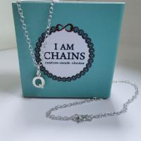 ราคา สร้อยคอพร้อมจี้ตัวอักษร N Z เงินแท้925 สร้อยยาว18 นิ้ว สินค้าส่งพร้อมใบรับประกันเงินแท้ กล่อง และถุงผ้า งานสวยวิ้งๆ ให้เป็นของขวัญได้เลย (11187961551)