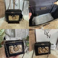 ราคา กระเป๋าทรงกล่อง Box สายโซ่ พันหนัง กระเป๋าสะพายข้าง Lyn (17046122862)