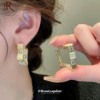 ราคา ต่างหูห่วงสี่เหลี่ยมทรงเรขาคณิตของหินพลอยเทียมจาก Frascati สำหรับผู้หญิงเครื่องประดับแฟชั่นอเนกประสงค์ที่หรูหรา (21054566407)