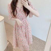 ราคา M 3XL ลูกไม้คอวีแขนสั้นเกาหลีใหม่สำหรับผู้หญิงแฟชั่นฤดูร้อนเดรสผ้าชีฟองลายดอกไม้ขนาดใหญ่ชุดเดรสวันหยุดฤดูร้อน (18345031675)
