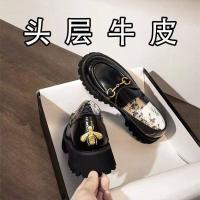 ราคา รองเท้าโลฟเฟอร์ส้นหนาสไตล์อังกฤษของผู้หญิงรองเท้าหนังหนังแท้ขนาดเล็กรองเท้าสลิปออนปักลายดอก (19662915472)